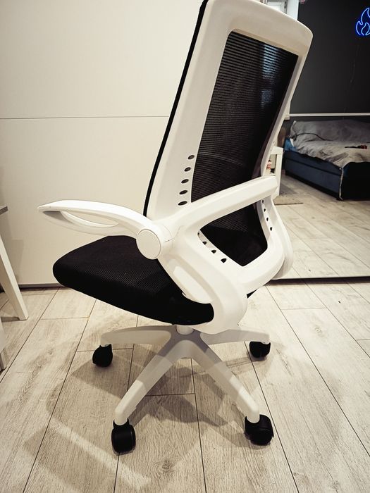 Fotel biurowy młodzieżowy