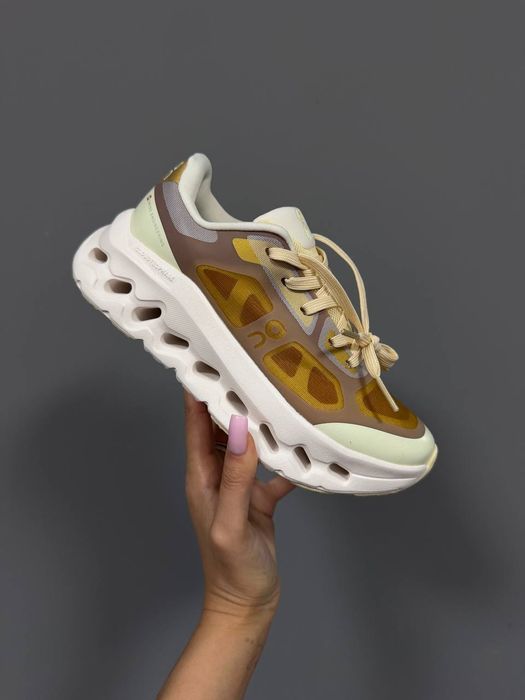 Кросівки On Cloudtilt Beige/Yellow premium | Кроссовки жіночі