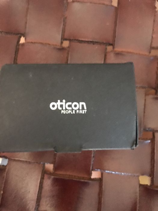 Aparelho auditivo nunca usado