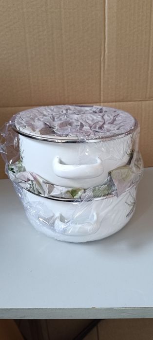 Zestaw garnków emaliowanych 6 elementów 14,16,18, nowe