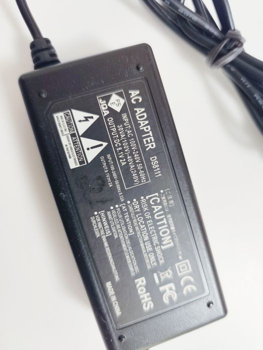 Alimentação externa Câmaras Canon que utilizembaterias BP-511