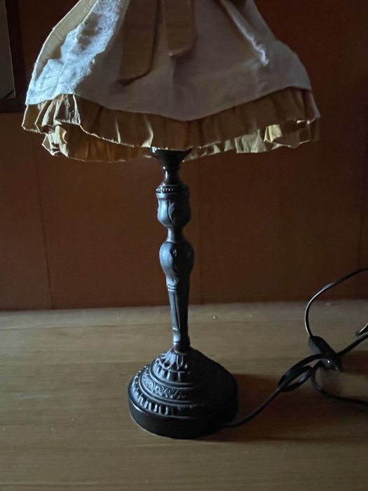 Candeeiro de mesa antigo