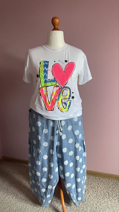 Tshirt malowany  bialy wielokolorowy print 40/42/44/46
