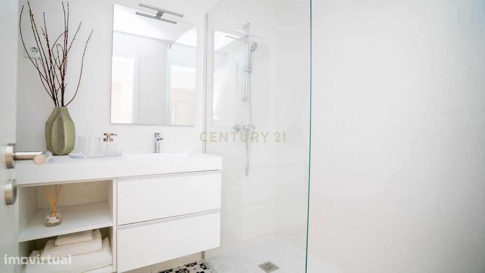 Apartamento T2 no Bairro Alto