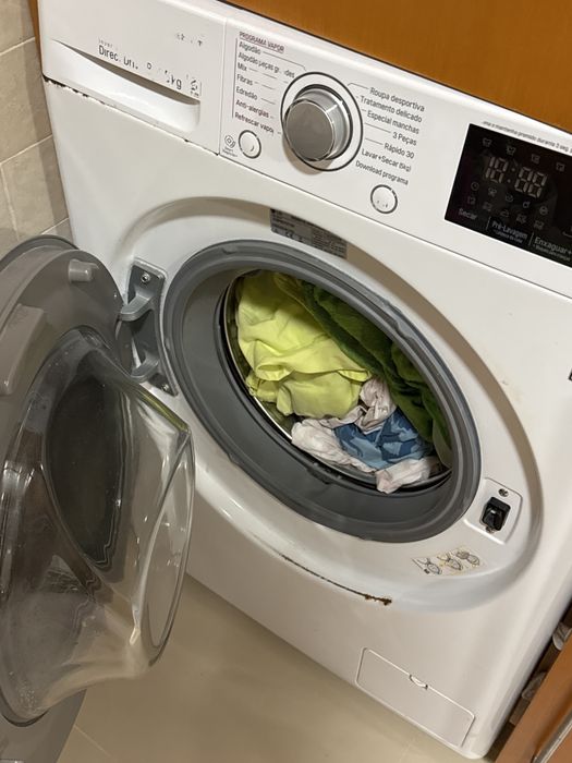 Maquina de lavar e secar roupa LG MODELO: F14U2TDH1N