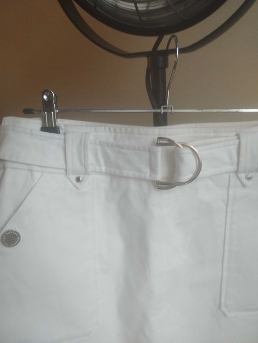 Saia branca Senhora nova