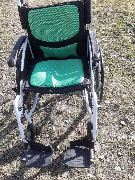 Sprzedam wózek inwalidzki