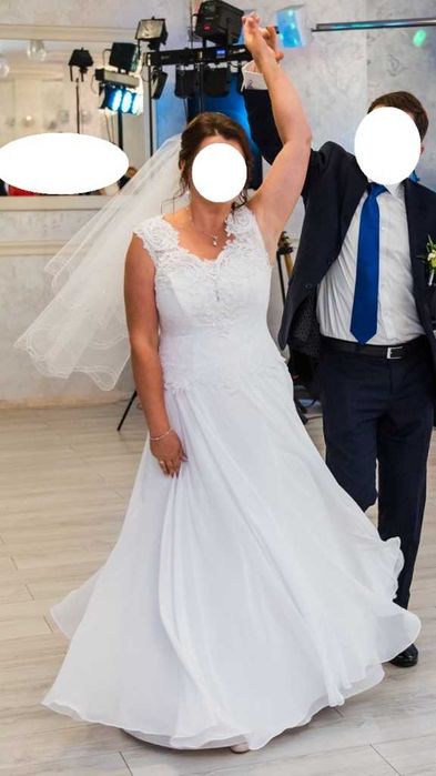 Suknia ślubna rozmiar 42