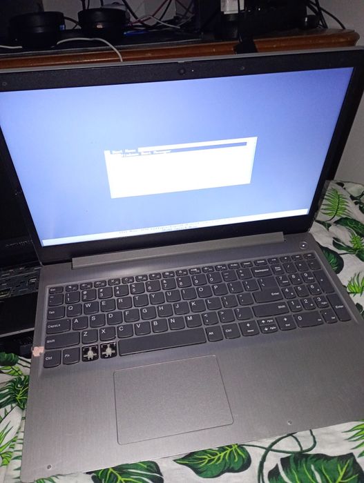 Laptop Lenovo Ideapad 3