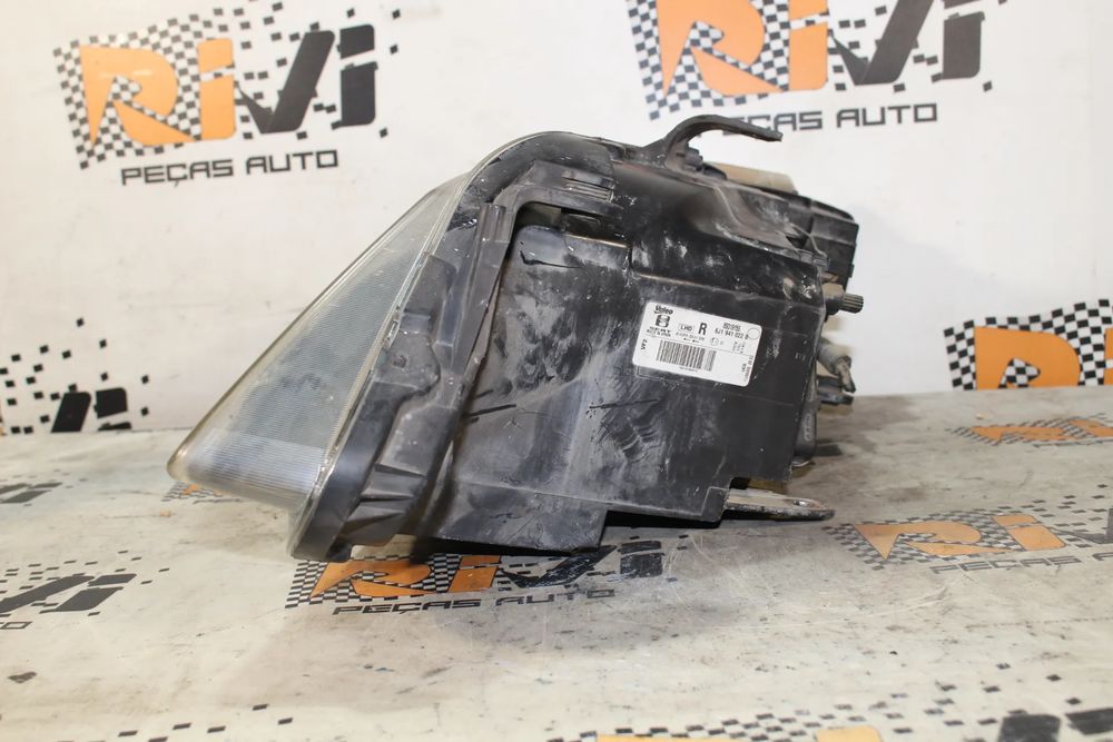 Ótica / farol direita SEAT Ibiza IV (6J5, 6P1)