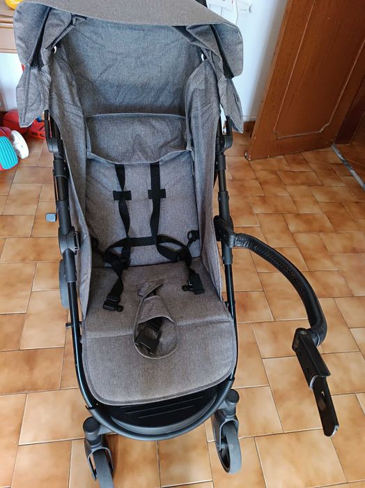 Vendo Carrinho de Passeio Asalvo - em muito bom estado