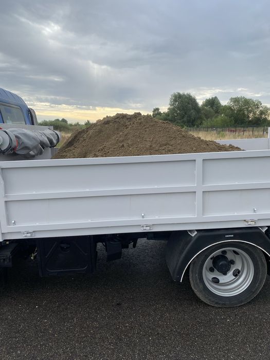 Transport wywrotka, piasek żwir beton drewno