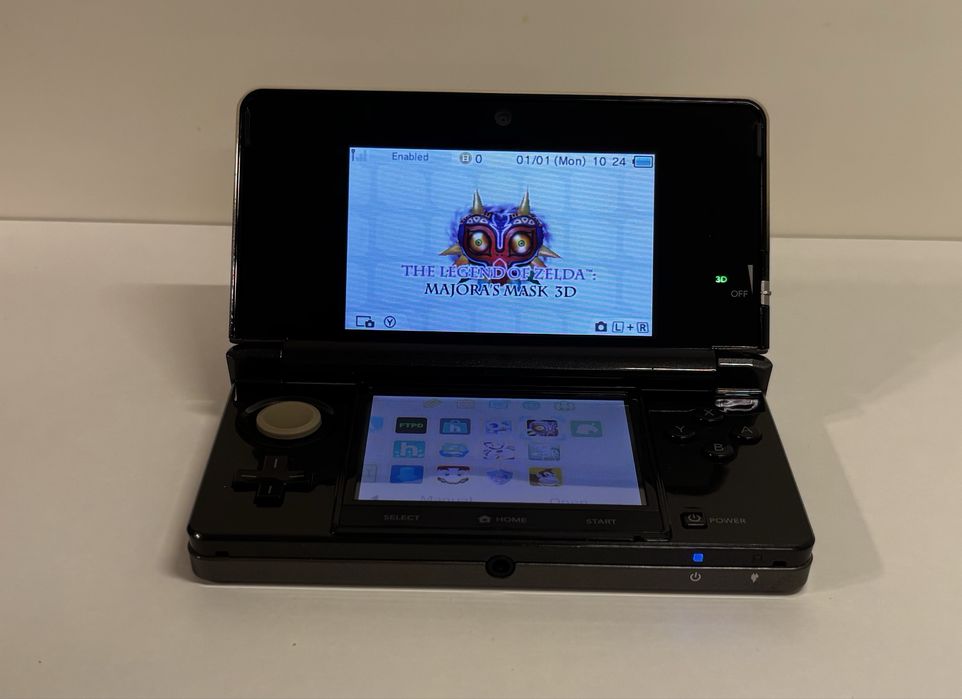Nintendo 3DS Cosmo Black box 64 gb