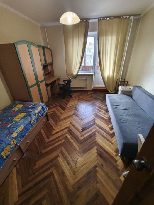 Здам кімнату в 3-кімнатній квартирі, Позняки
