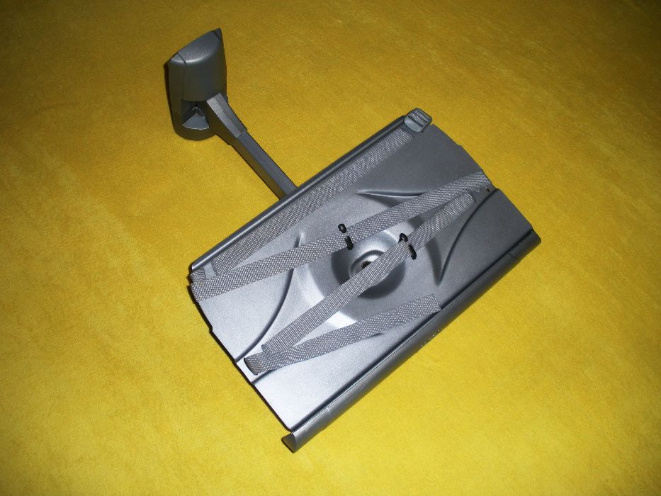 Крепление на стену для телевизора.