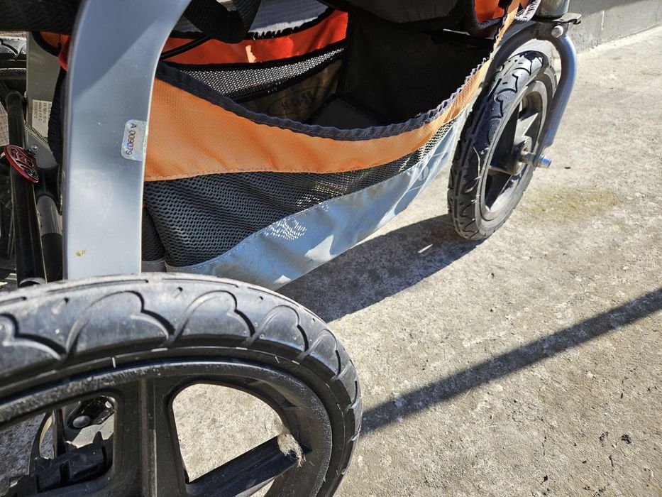 Каляска Bob бігова