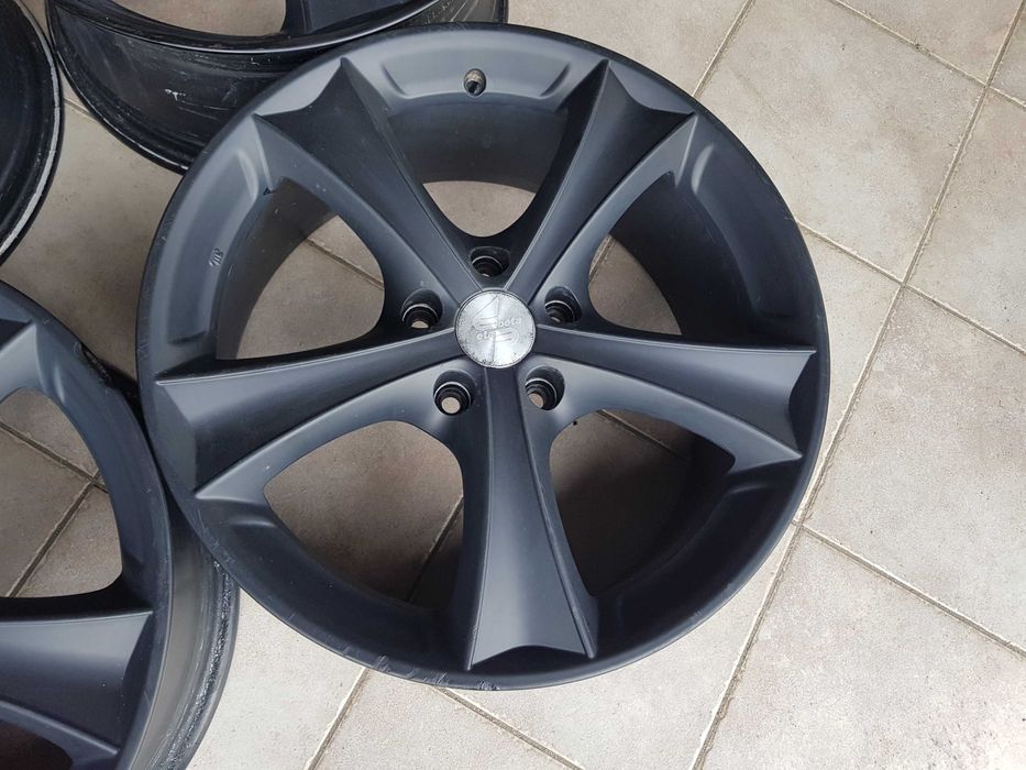 Felgi aluminiowe Eta Beta TETTSUTE 8x18 et40 5x114,3 Mazda Kia Hyundai Mitsubishi 67,1