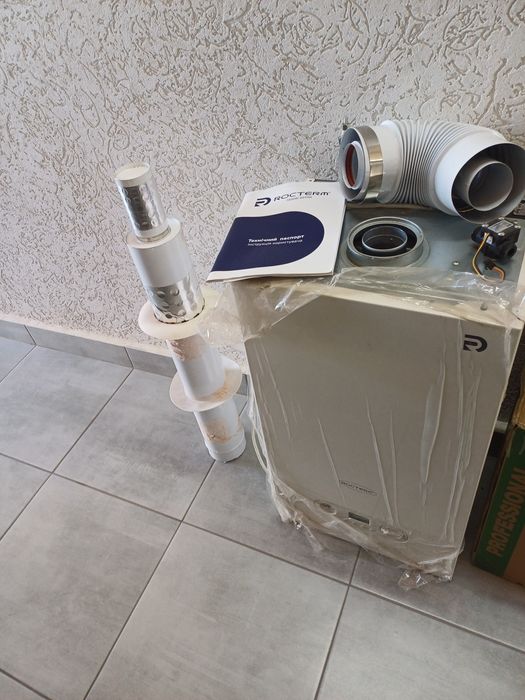 Rocterm TR-B24 котел двохконтурний газовий парапетний