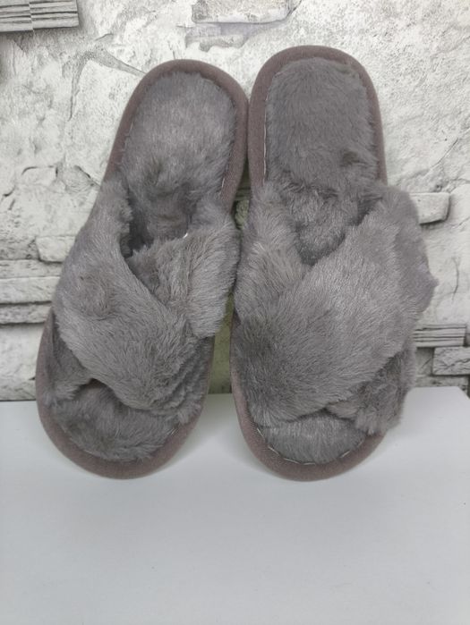 Нові домашні тапочки