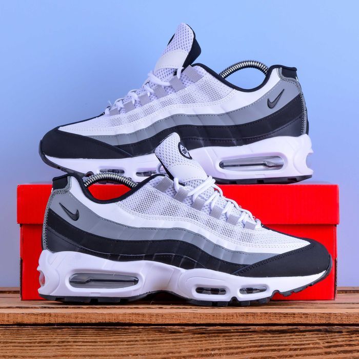 (2239) Кросівки Nike Air Max 95 чорні з білим (41-46) найк найки