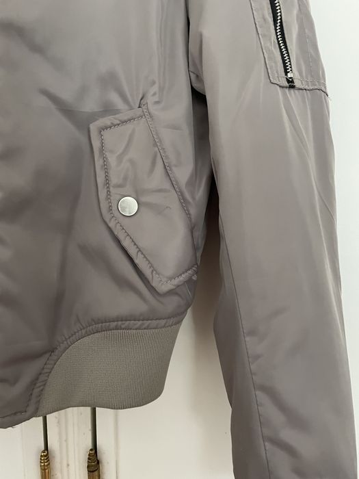 Casaco cinzento, bomber da pull and bear