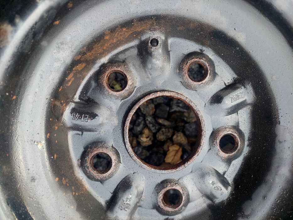 Резина гума 205/55/R16 диски R16 5x114.3 ET 45