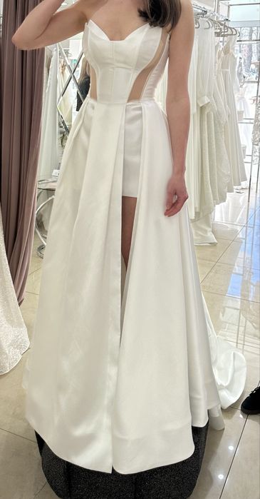 Suknia ślubna kolor off-white rozmiar 38
