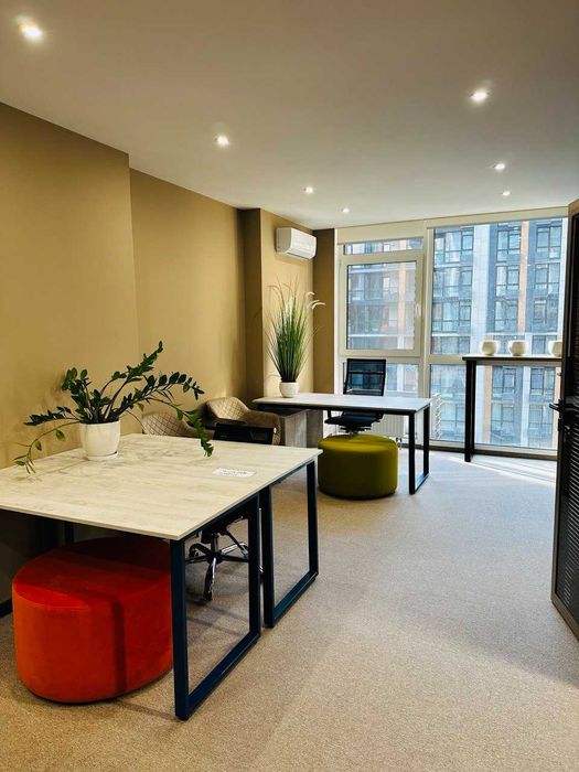 Оренда офісу в центрі,біля метро,вул. Маккейна Джона 3А, 120кв.м. без%