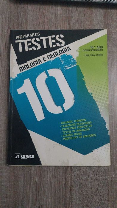 Livro Preparar os testes de Biologia e Geologia de 10ºano