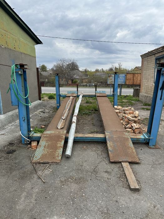 Продам підйомник чотирьогвинтовий