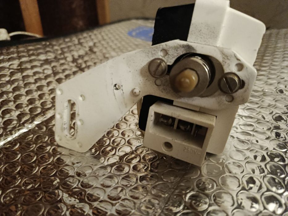 Двигатель от швейной машины