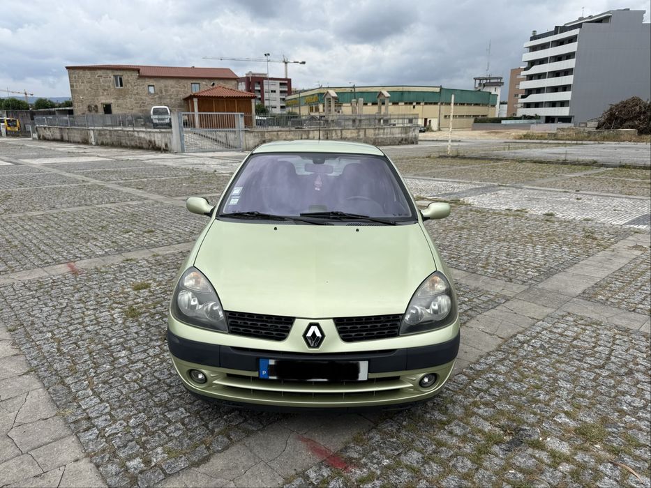 Renault Clio 2  - 1.2 gasolina Impecável