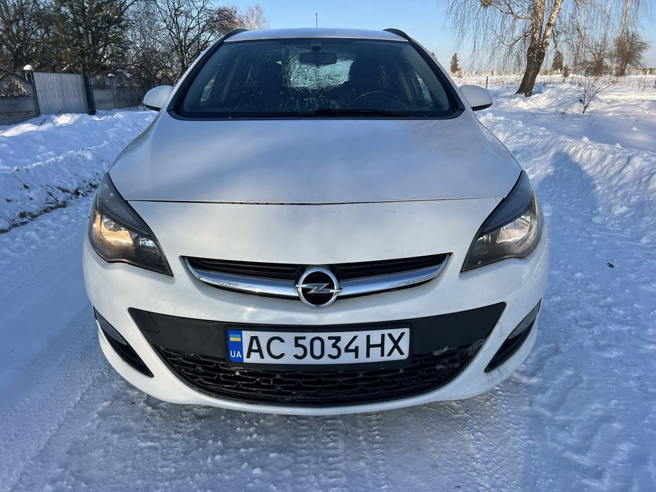 Opel Astra 1.3 cdti  2012 рік