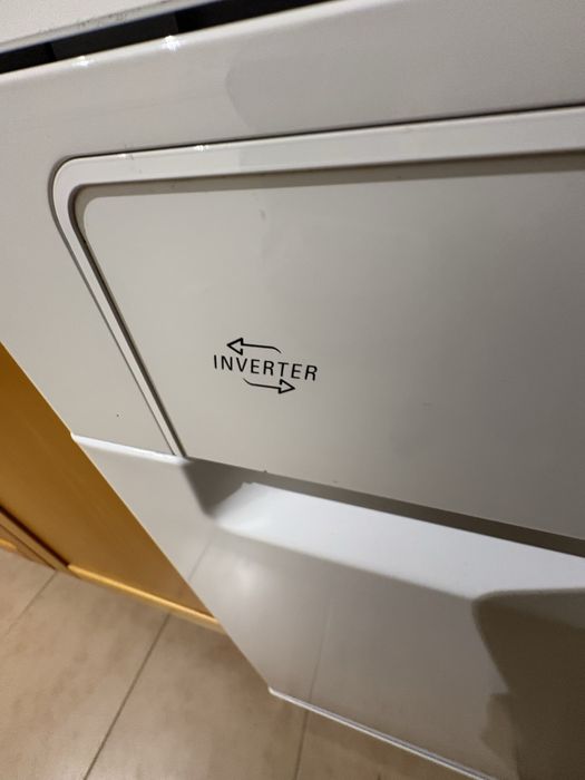 Maquina de Lavar a Loiça Hotpoint Ariston