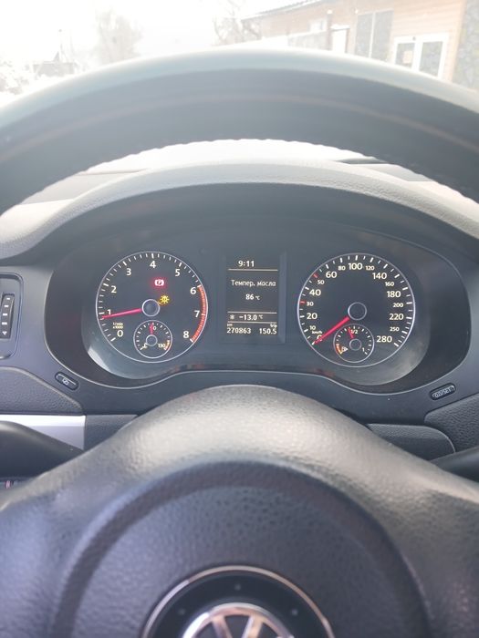 Продам Volkswagen Jetta 2011