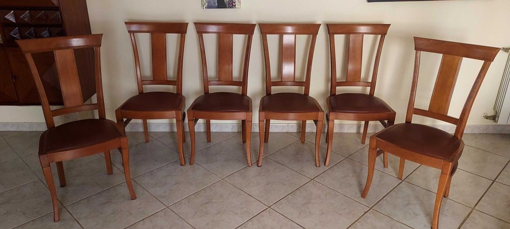Cadeiras de casa de jantar