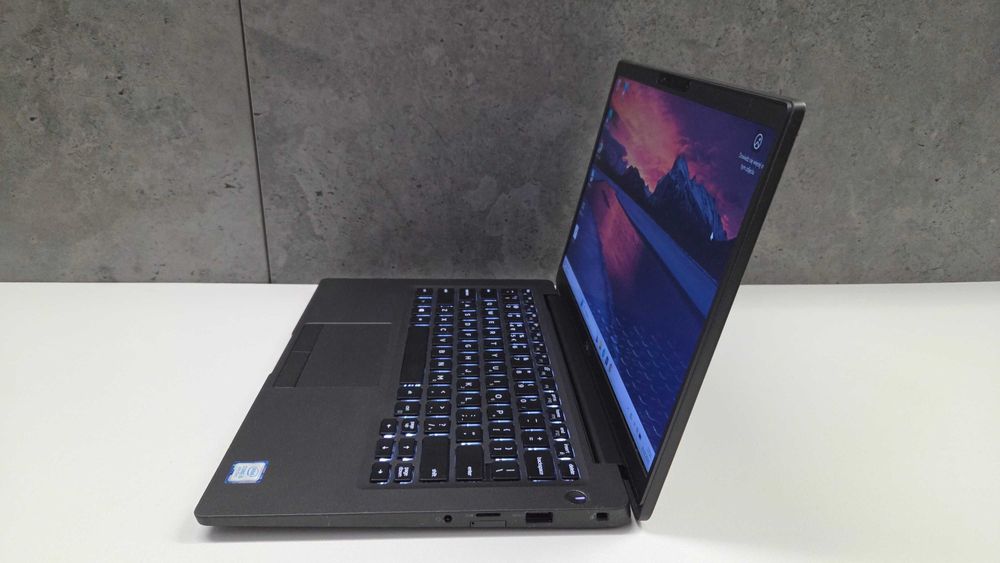 Dotykowy Dell Latitude 7400 i5 8-Gen ram 16GB dysk 256SSD FHD Laptop