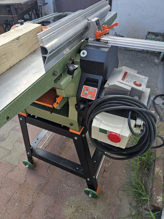 Heblarko grubościówka DeWalt DW 1150