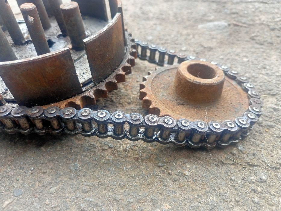 ява 250 350 старушка. продам корзина. цеп. однорядна.