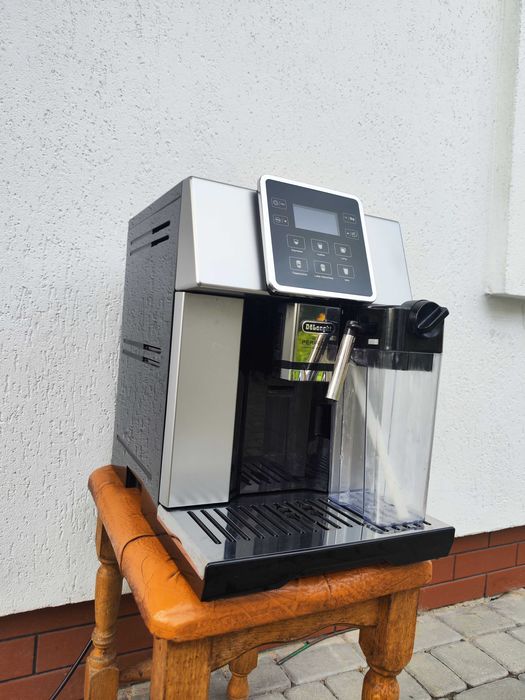 Кавомашина кофемашина Delonghi Perfecta EVO ESAM 428.80.SB