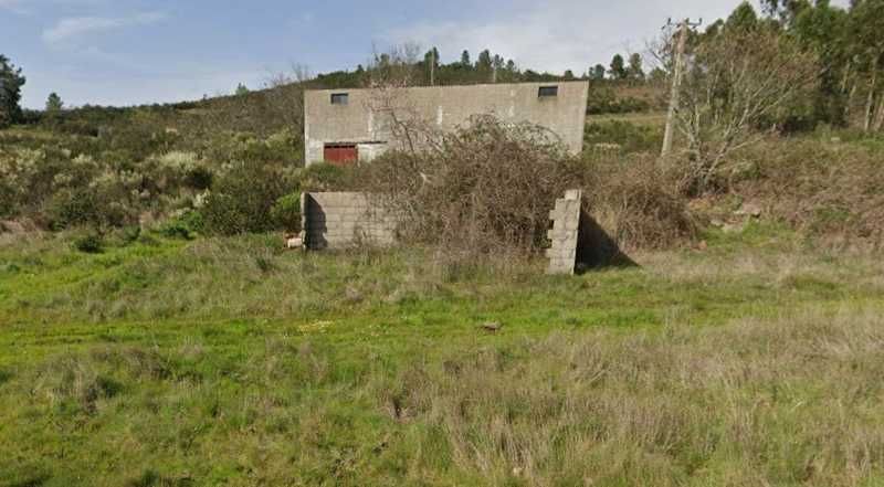 Terreno com armazém