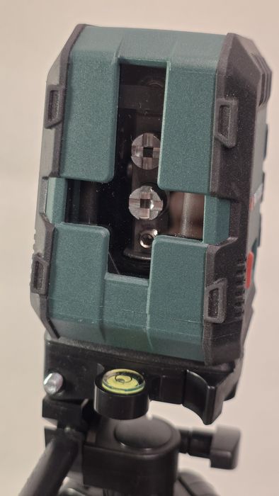 Laser krzyżowy ze statywem PKLL 10 B4 Parkside