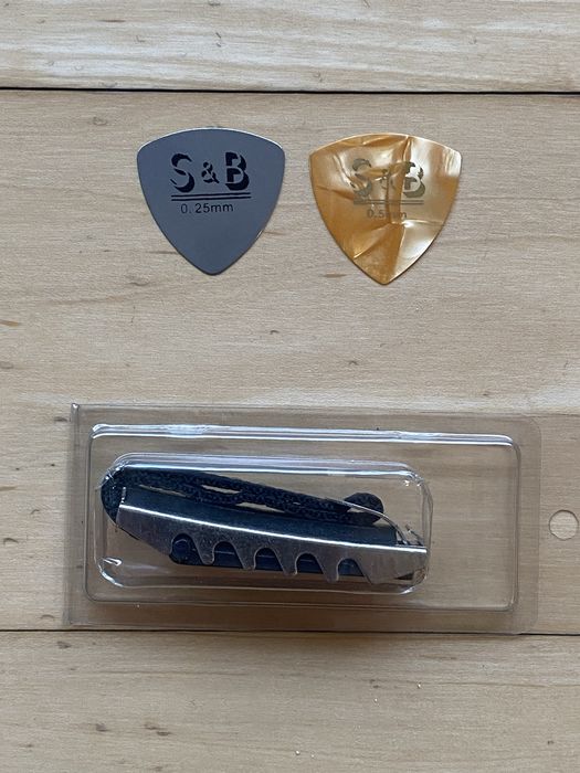 Guitarra Clássica + Acessórios