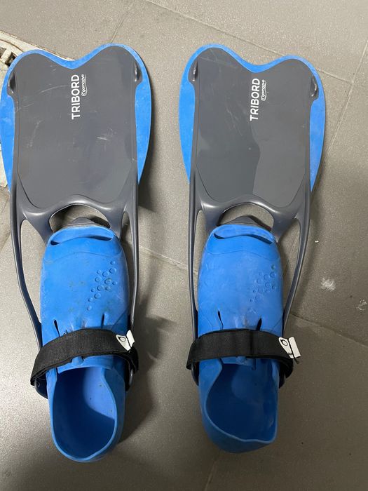Vendo barbatanas mergulho/snorkeling e pés de pato para bodyboard