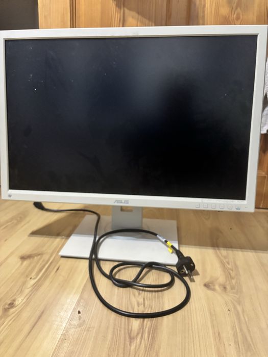 Monitor Asus.