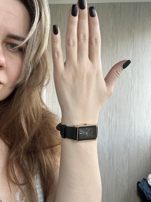 Продам жіночий класичний годинник Q&Q