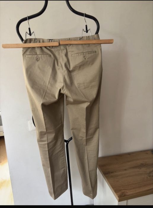 Garnitur męski beżowy Angelo Litrico Slim Fit 100% bawełna rozm. 50