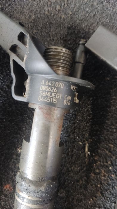 Wtryskiwacze wtrysk paliwa Mercedes Benz ml w164 3.0 CDI