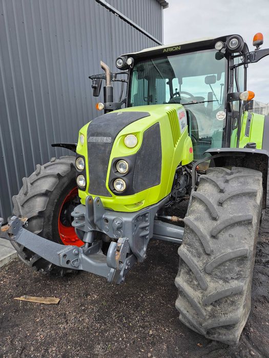 Claas Arion 460, Axion, John deere