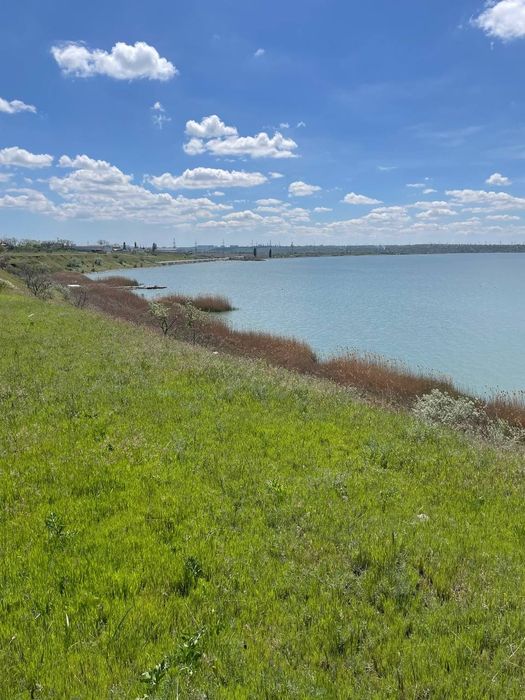 Продам земельный участок со своим пляжем